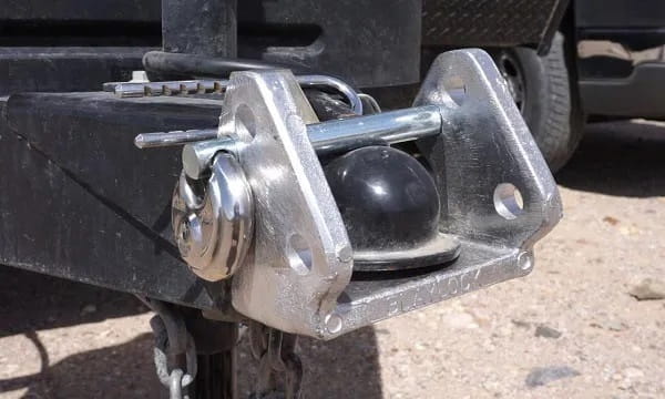 how to secure travel trailer from theft