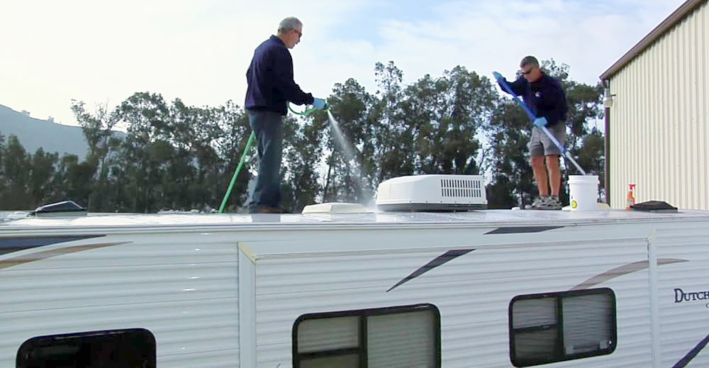 how to maintain travel trailer roof